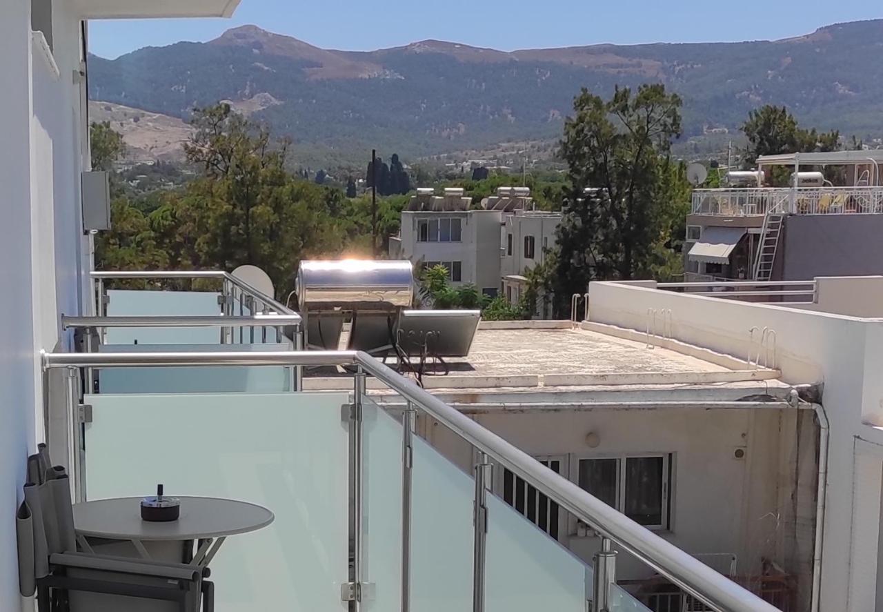 Milva Apartments コス・タウン エクステリア 写真